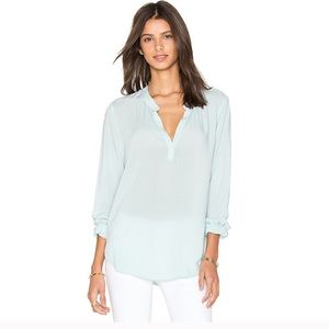 Lightweight Long sleeve blouse